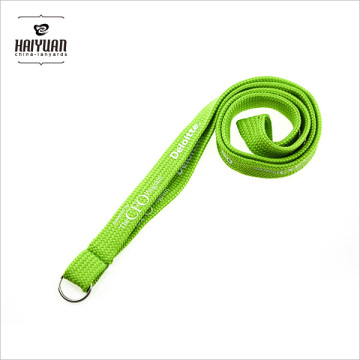 Cordón de cuello tubular impreso verde con anillo dividido de metal